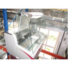 Витрина кондитерская Crispi ВПВ 0,52-1,80 Б/У