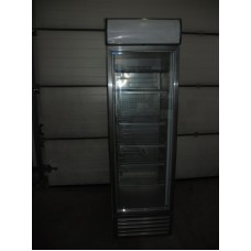 Шкаф холодильный UC 400 С с канапе, без упаковки, Б/У